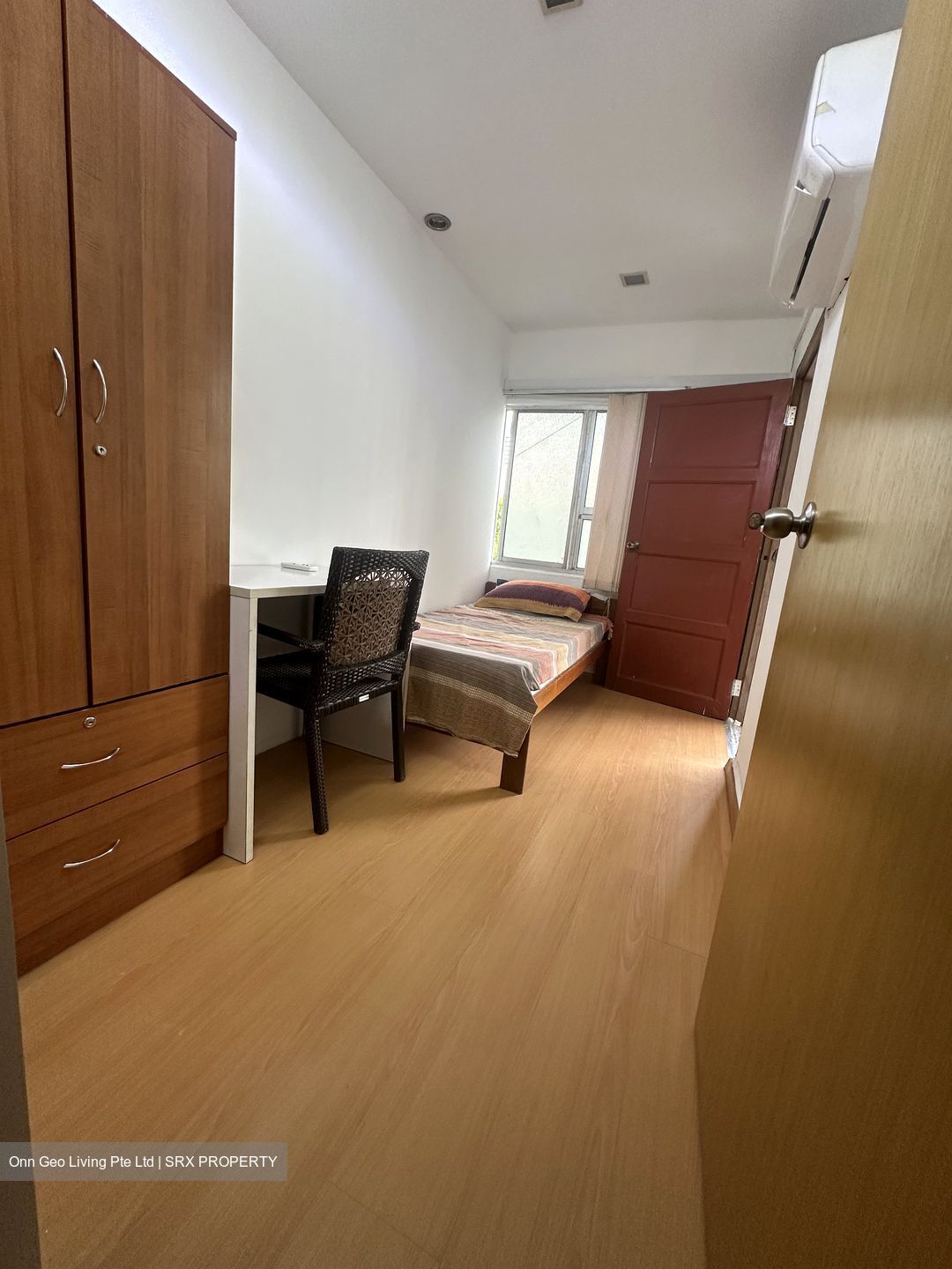 Changi Road (D14), Shop House #515528361